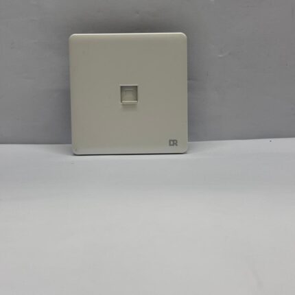 S/DATA Xises off white