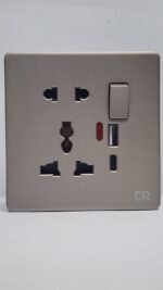 Imperial Rose - USB Multi Switch  Sockets - Image 2