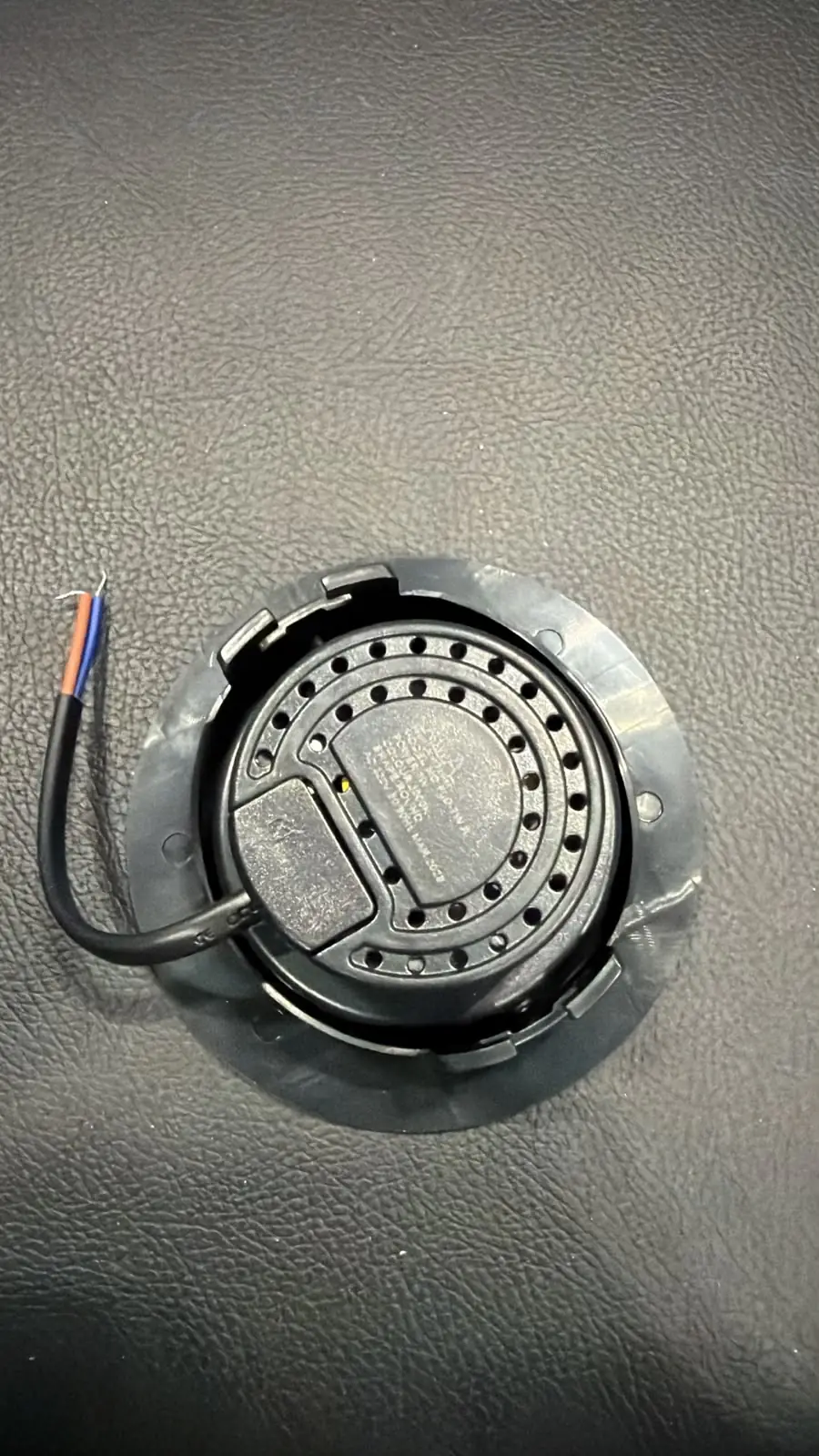 AIWA - 7 WATT FLD Spot Light Round - Image 3